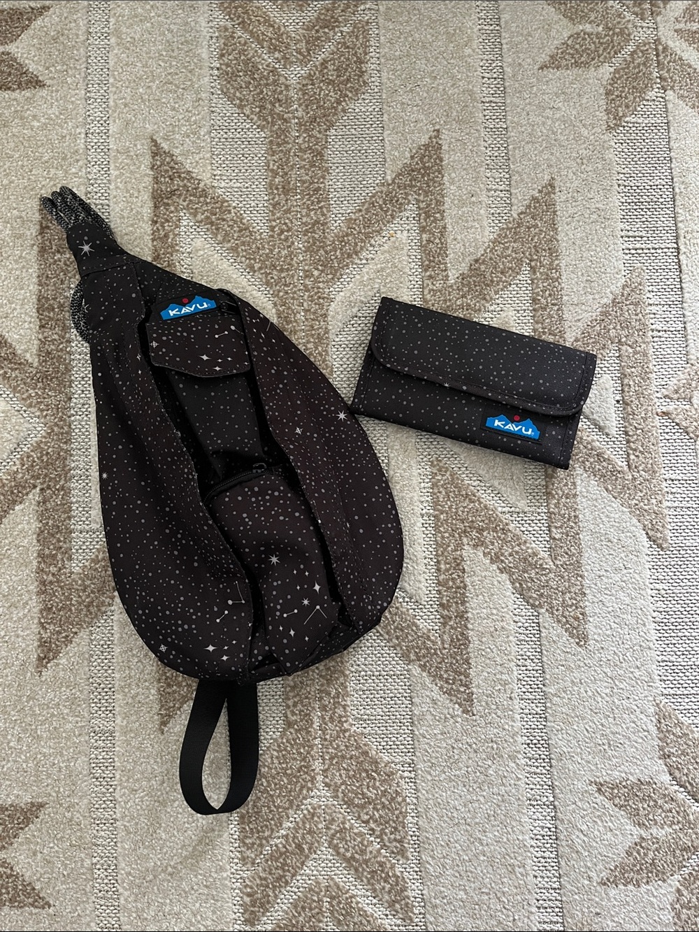 Small Kavu Sling Bag with Matching Wallet
